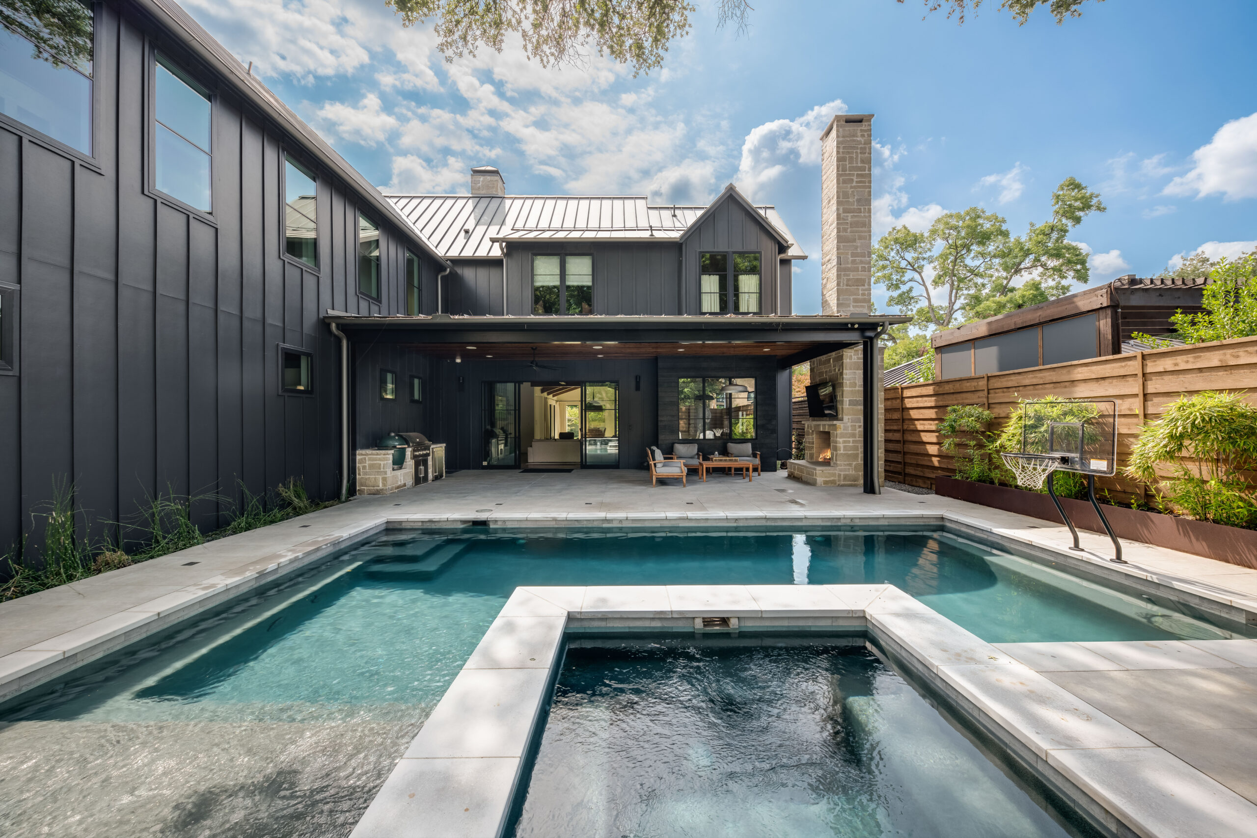 Hill Country Charm alternate view