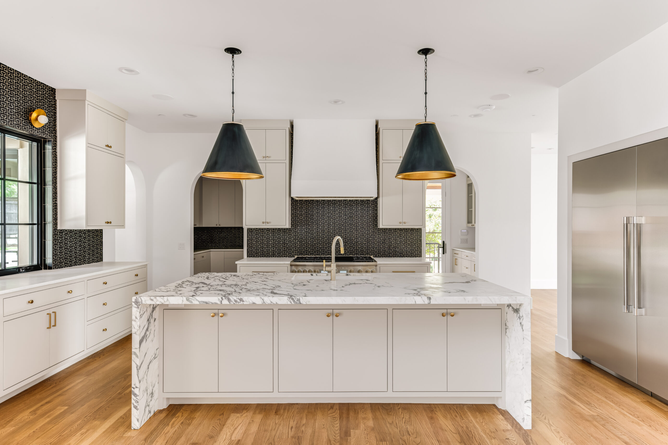 Transitional Luxury alternate view